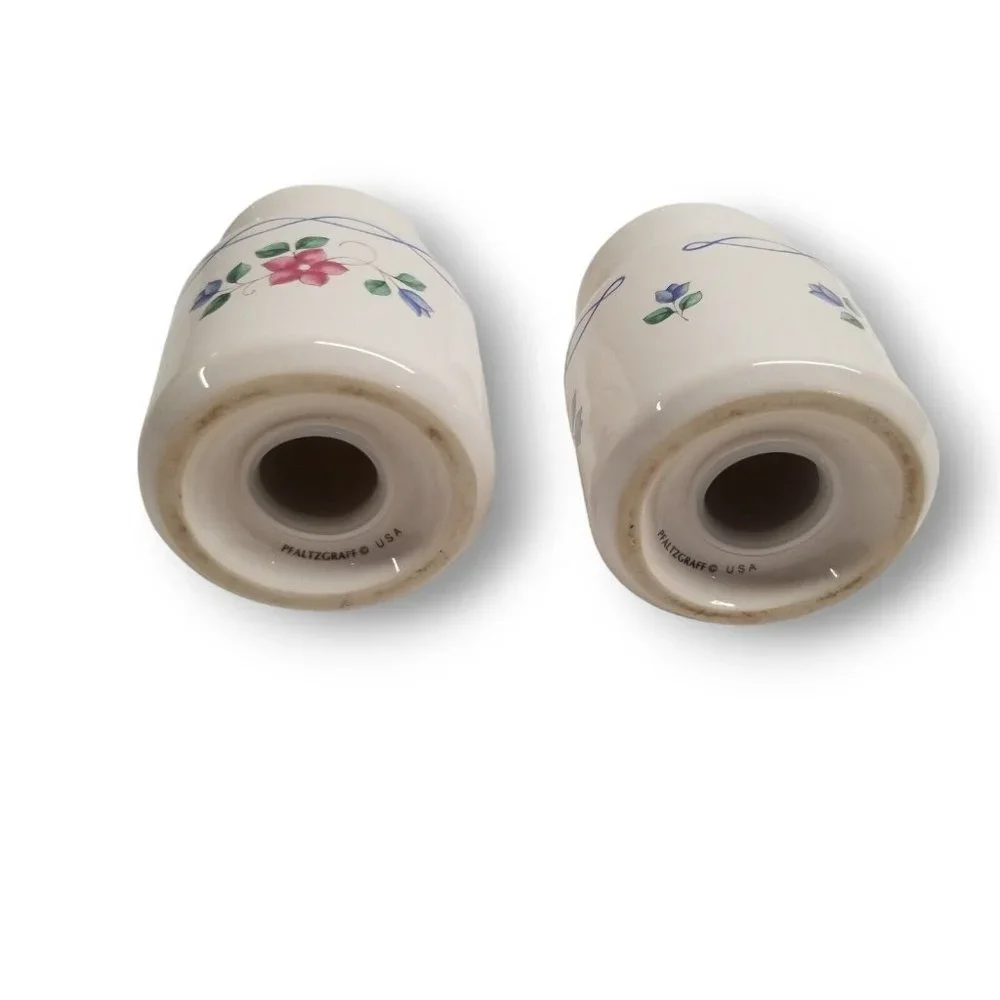 Pfaltzgraff Bonnie Brae Stoneware Salt Pepper Shakers Blue Pink Flowers USA S&P